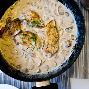 Simple Chicken in Creamy Mushroom Sauce