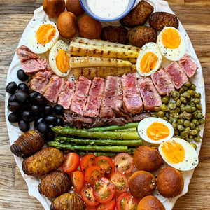 Salad Niçoise with asparagus